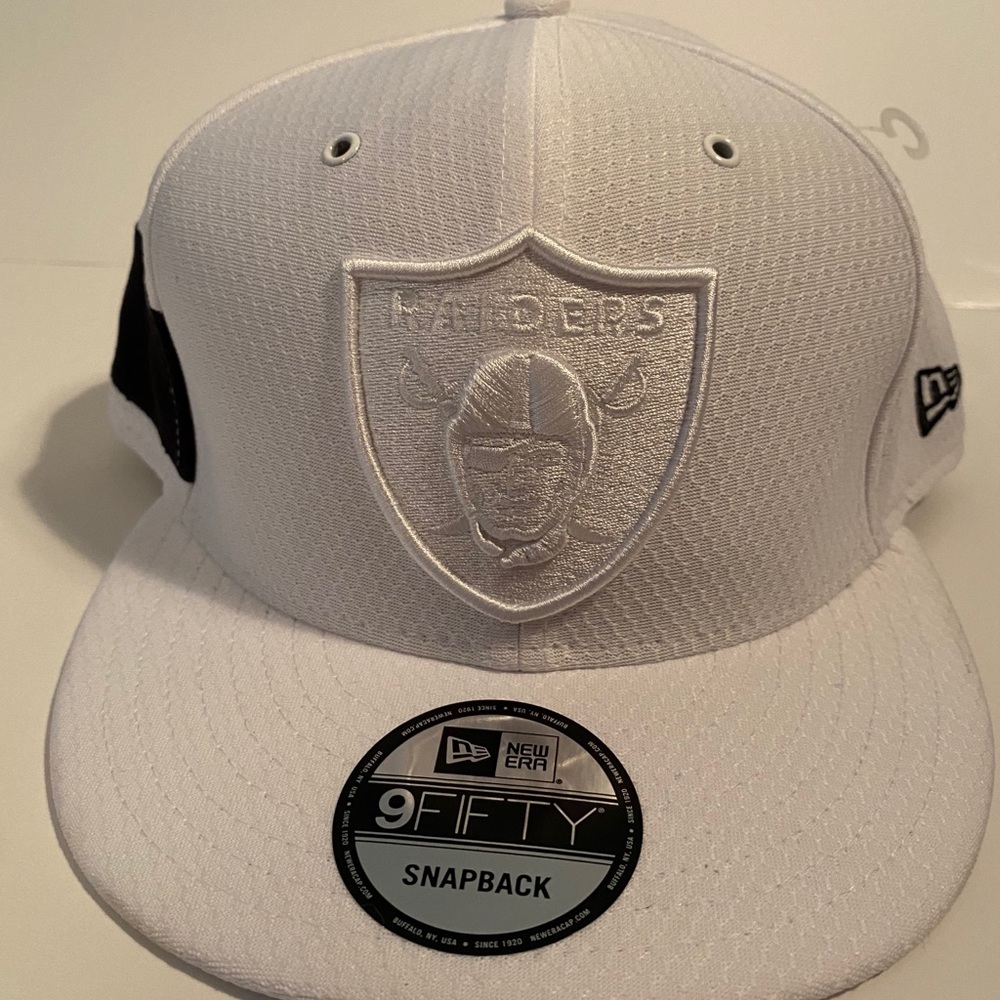 White Las Vegas Raiders New Era  9Fifty SnapBack